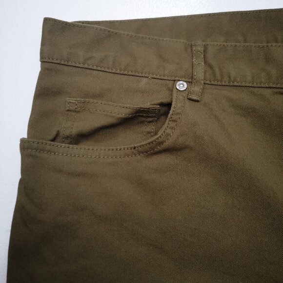 H&M Men's Size 36 Slim Fit Khaki Green Zipper & Button Closure Shorts - Picture 11 of 14